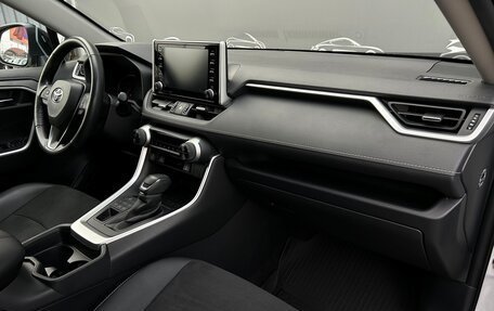 Toyota RAV4, 2022 год, 4 344 200 рублей, 7 фотография