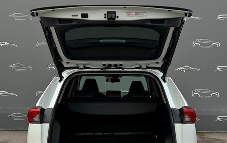 Toyota RAV4, 2022 год, 4 344 200 рублей, 13 фотография