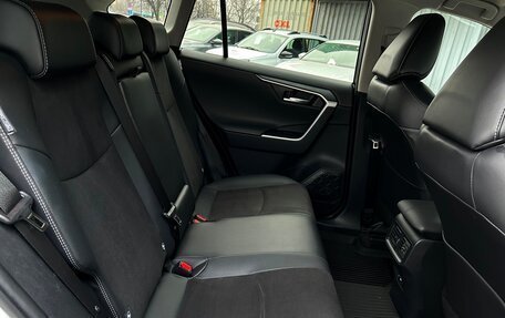 Toyota RAV4, 2022 год, 4 344 200 рублей, 9 фотография