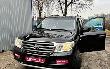 Toyota Land Cruiser 200, 2011 год, 3 250 000 рублей, 1 фотография