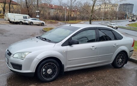 Ford Focus II рестайлинг, 2005 год, 335 000 рублей, 4 фотография