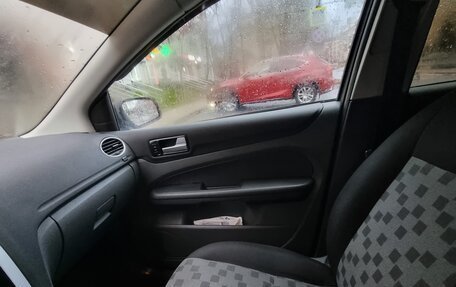 Ford Focus II рестайлинг, 2005 год, 335 000 рублей, 12 фотография