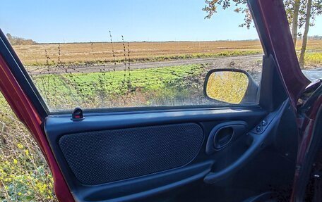 Chevrolet Niva I рестайлинг, 2006 год, 250 000 рублей, 15 фотография