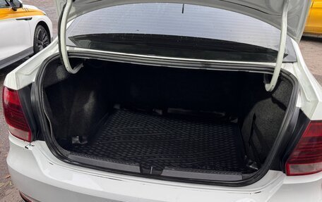 Volkswagen Polo VI (EU Market), 2018 год, 670 000 рублей, 30 фотография