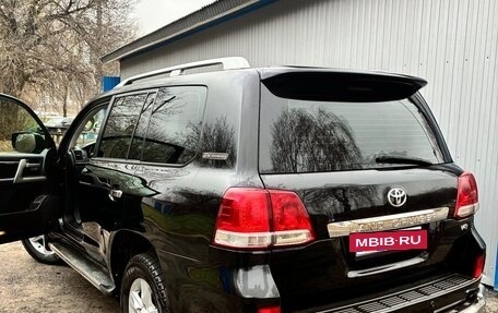 Toyota Land Cruiser 200, 2011 год, 3 250 000 рублей, 2 фотография