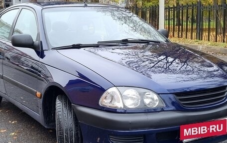 Toyota Avensis III рестайлинг, 2000 год, 290 000 рублей, 13 фотография