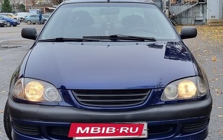 Toyota Avensis III рестайлинг, 2000 год, 290 000 рублей, 3 фотография