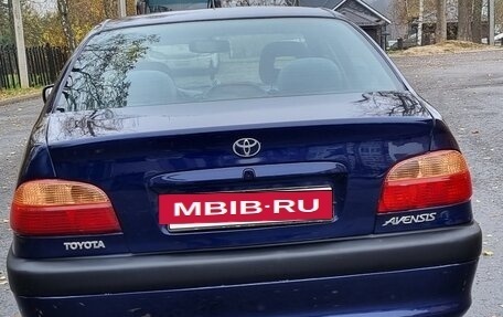 Toyota Avensis III рестайлинг, 2000 год, 290 000 рублей, 20 фотография