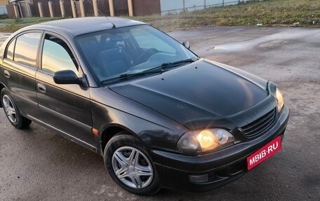 Toyota Avensis III рестайлинг, 1999 год, 250 000 рублей, 1 фотография