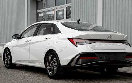 Hyundai Elantra, 2024 год, 2 650 000 рублей, 2 фотография