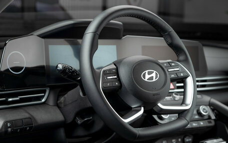 Hyundai Elantra, 2024 год, 2 650 000 рублей, 18 фотография