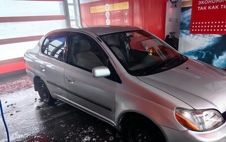 Toyota Platz, 2001 год, 350 000 рублей, 3 фотография