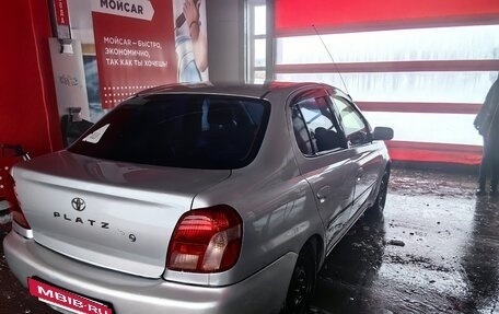 Toyota Platz, 2001 год, 350 000 рублей, 4 фотография