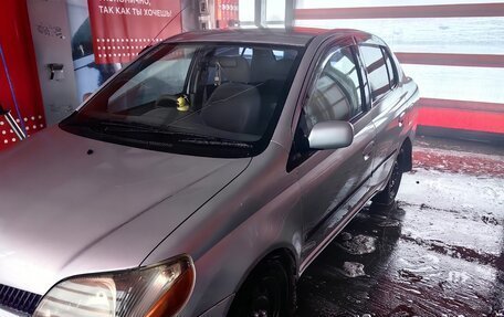 Toyota Platz, 2001 год, 350 000 рублей, 10 фотография