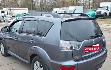 Mitsubishi Outlander III рестайлинг 3, 2010 год, 1 279 000 рублей, 5 фотография