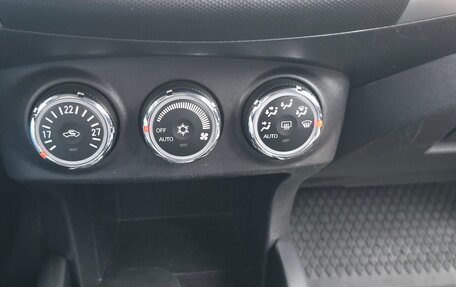 Mitsubishi Outlander III рестайлинг 3, 2010 год, 1 279 000 рублей, 19 фотография