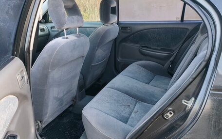 Toyota Avensis III рестайлинг, 1999 год, 250 000 рублей, 10 фотография