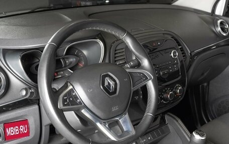 Renault Kaptur I рестайлинг, 2021 год, 1 709 800 рублей, 3 фотография