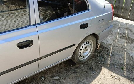 Hyundai Accent II, 2003 год, 250 000 рублей, 3 фотография