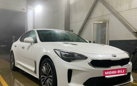 KIA Stinger I, 2018 год, 2 190 000 рублей, 3 фотография