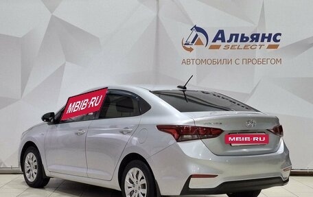 Hyundai Solaris II рестайлинг, 2017 год, 1 050 000 рублей, 4 фотография