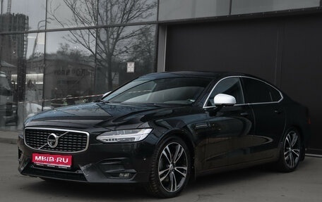 Volvo S90 II рестайлинг, 2017 год, 2 697 000 рублей, 1 фотография