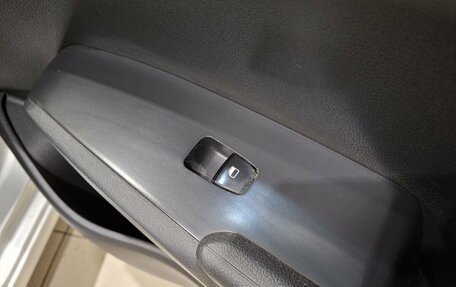 Hyundai Solaris II рестайлинг, 2017 год, 1 050 000 рублей, 28 фотография