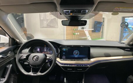 Skoda Octavia IV, 2025 год, 3 900 000 рублей, 11 фотография