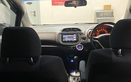 Honda Fit III, 2010 год, 950 000 рублей, 6 фотография