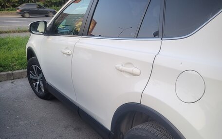 Toyota RAV4, 2018 год, 2 600 000 рублей, 5 фотография