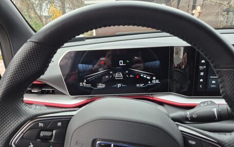 Geely Coolray I, 2024 год, 2 250 000 рублей, 10 фотография