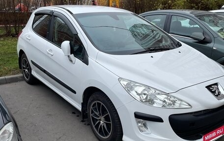 Peugeot 308 II, 2010 год, 415 000 рублей, 2 фотография