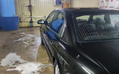 Hyundai Sonata IV рестайлинг, 2005 год, 450 000 рублей, 5 фотография