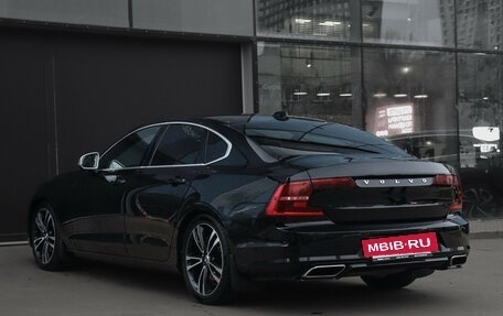 Volvo S90 II рестайлинг, 2017 год, 2 697 000 рублей, 7 фотография