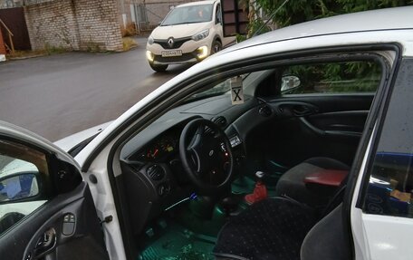 Ford Focus IV, 2001 год, 265 000 рублей, 4 фотография