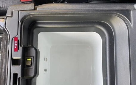 Land Rover Discovery IV, 2013 год, 1 950 000 рублей, 9 фотография