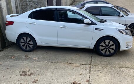 KIA Rio III рестайлинг, 2013 год, 1 050 000 рублей, 1 фотография