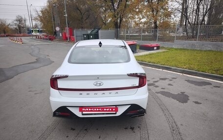 Hyundai Sonata VIII, 2019 год, 1 850 000 рублей, 4 фотография