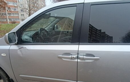 KIA Carnival III, 2008 год, 800 000 рублей, 9 фотография