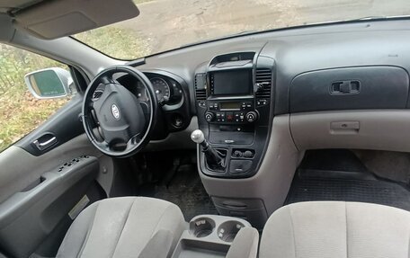 KIA Carnival III, 2008 год, 800 000 рублей, 26 фотография