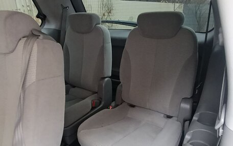 KIA Carnival III, 2008 год, 800 000 рублей, 23 фотография