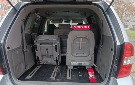 KIA Carnival III, 2008 год, 800 000 рублей, 20 фотография