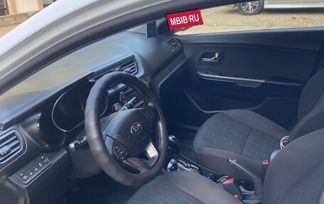 KIA Rio III рестайлинг, 2013 год, 1 050 000 рублей, 7 фотография