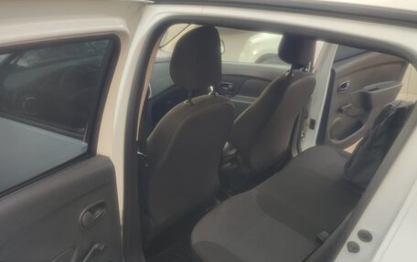 Renault Sandero II рестайлинг, 2017 год, 500 000 рублей, 10 фотография