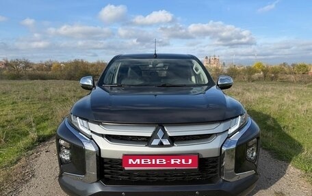 Mitsubishi L200 IV рестайлинг, 2022 год, 3 500 000 рублей, 1 фотография