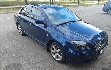Toyota Avensis III рестайлинг, 2003 год, 650 000 рублей, 3 фотография