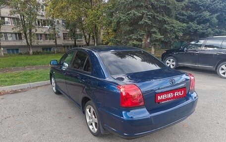 Toyota Avensis III рестайлинг, 2003 год, 650 000 рублей, 7 фотография