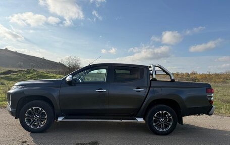 Mitsubishi L200 IV рестайлинг, 2022 год, 3 500 000 рублей, 2 фотография