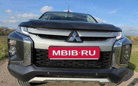 Mitsubishi L200 IV рестайлинг, 2022 год, 3 500 000 рублей, 4 фотография