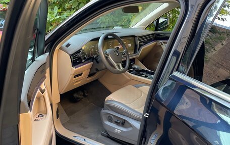 Volkswagen Touareg III, 2019 год, 6 990 000 рублей, 5 фотография